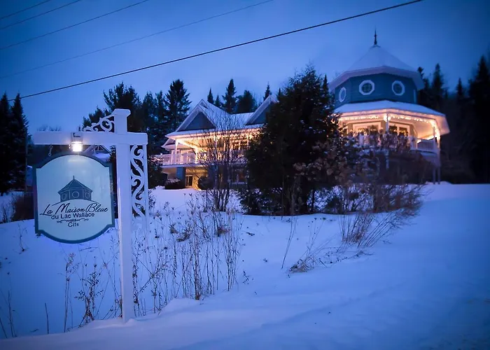 La Maison Bleue du Lac Wallace