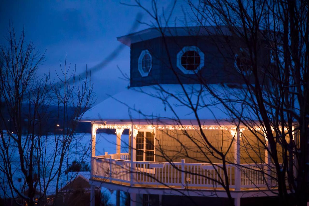 La Maison Bleue Du Wallace * Coaticook